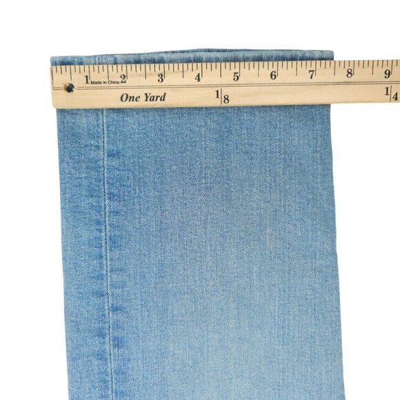 Levis 501 Button Fly Jeans Mens 32 x 30 Straight Leg Light Wash Denim Mid Rise - Picture 6 of 15